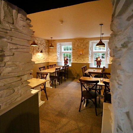 The Wolfe Inn Wolfscastle Haverfordwest Esterno foto