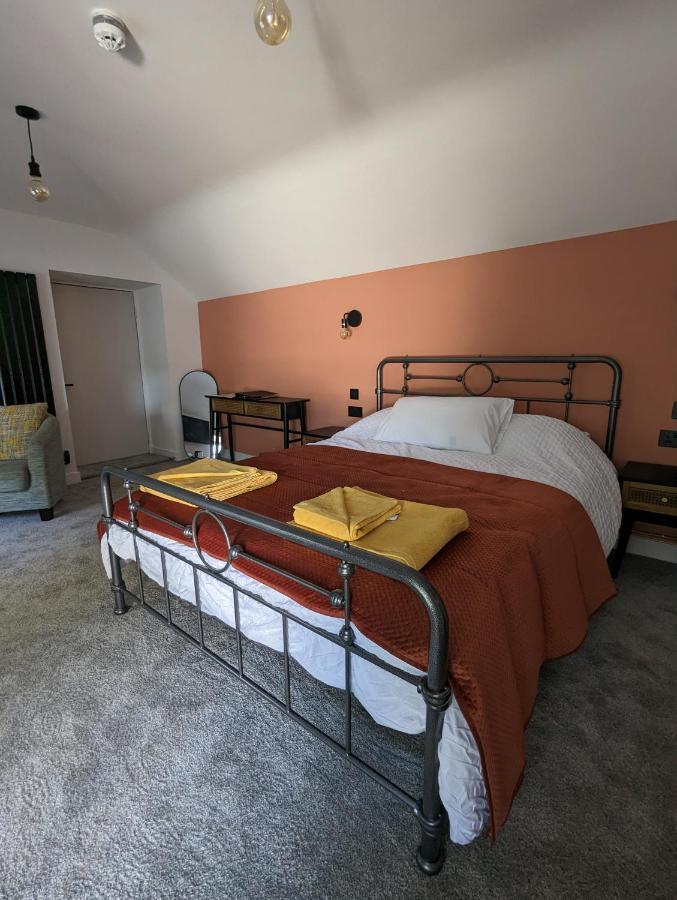 The Wolfe Inn Wolfscastle Haverfordwest Esterno foto