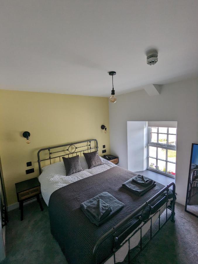 The Wolfe Inn Wolfscastle Haverfordwest Esterno foto